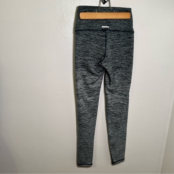 Aerie Heathered Green Ombre Leggings Fleece chill.play.move. - Picture 8 of 13